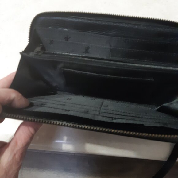 New Kenneth Cole Leather Wristlet Wallet - Black - Picture 5 of 10